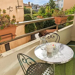 Les Beaux Jours - Calm & Sunny Balcony , Antibes France