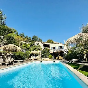 Domaine Les Deux Roches , Le Bar-sur-Loup France